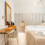 Avenue 4*
