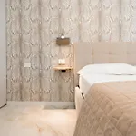 Avenue 4* Bologna